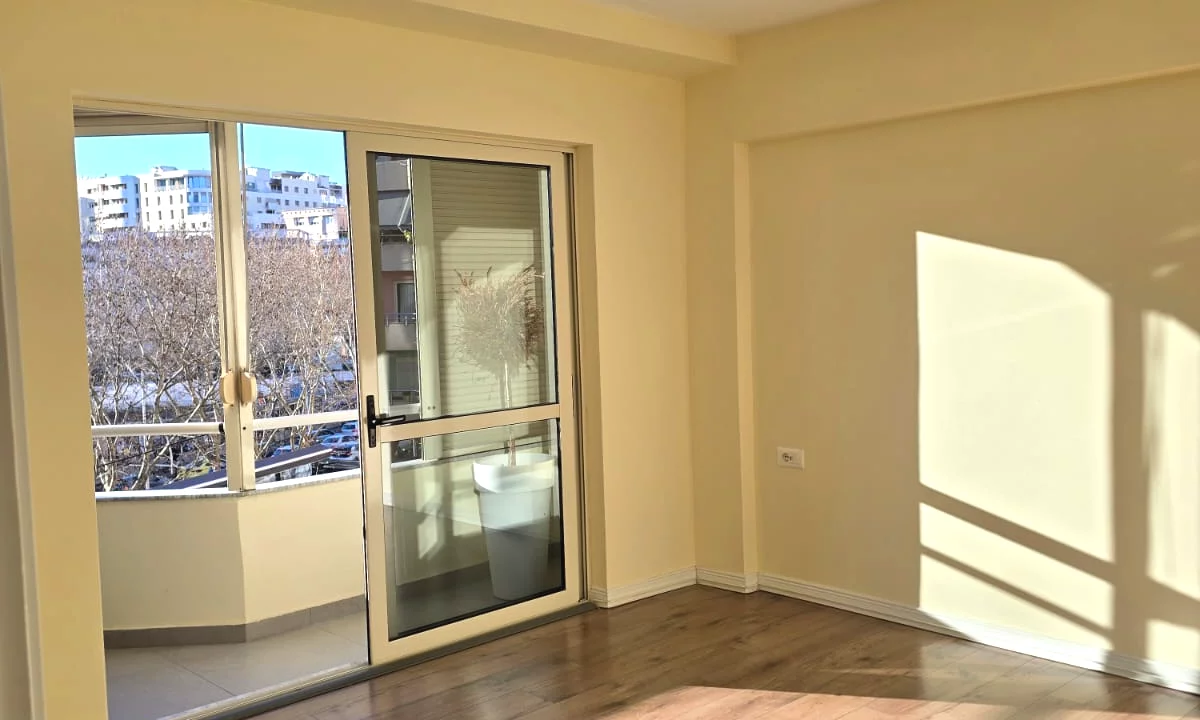 Ambient biznesi me qera , qender 