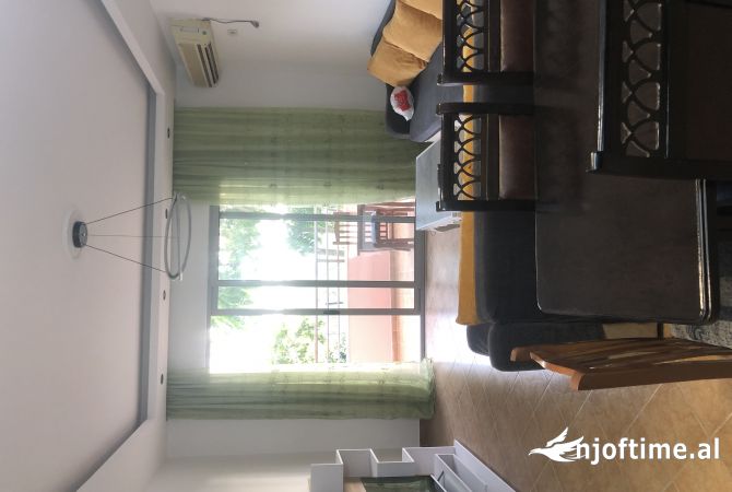 Shtepi me qera 2+1 ne Tirane - 500 Euro