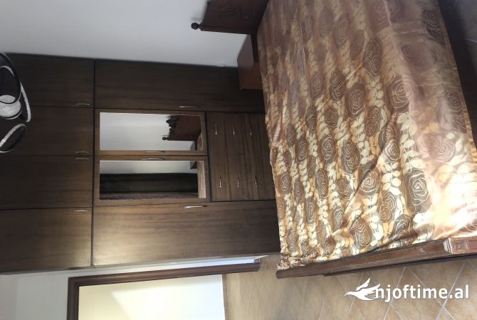 Shtepi me qera 2+1 ne Tirane - 500 Euro