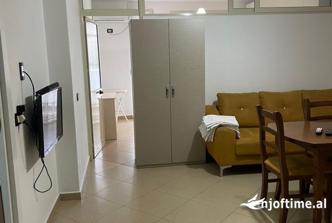 Shtepi ne shitje Apartament ne Lezhe, Garsoniere, Mobilimi E mobiluar, Pagesa 660,000  Euro.