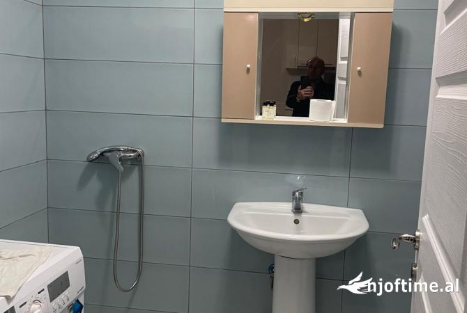 Shtepi ne shitje Apartament ne Lezhe, Garsoniere, Mobilimi E mobiluar, Pagesa 660,000  Euro.