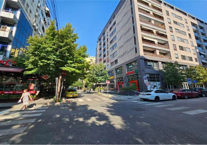 Business Property in Sale 1+1 in Tirana - 360,000 Euro