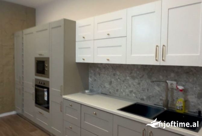 Shtepi me qera 1+1 ne Tirane - 650 Euro