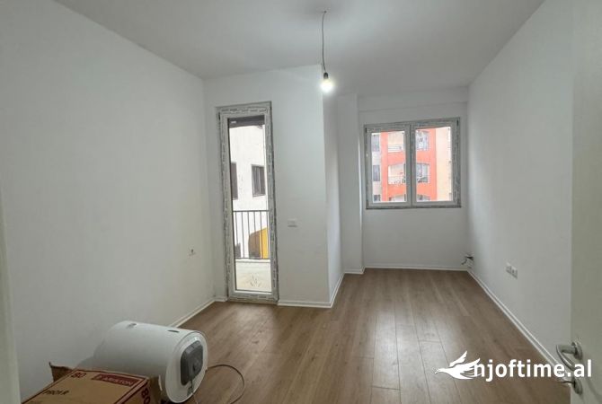 Shtepi ne shitje 2+1 ne Tirane - 129,000 Euro