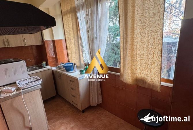 Shtepi me qera Apartament ne Tirane, 1+1, Mobilimi E mobiluar, Pagesa 400  Euro.