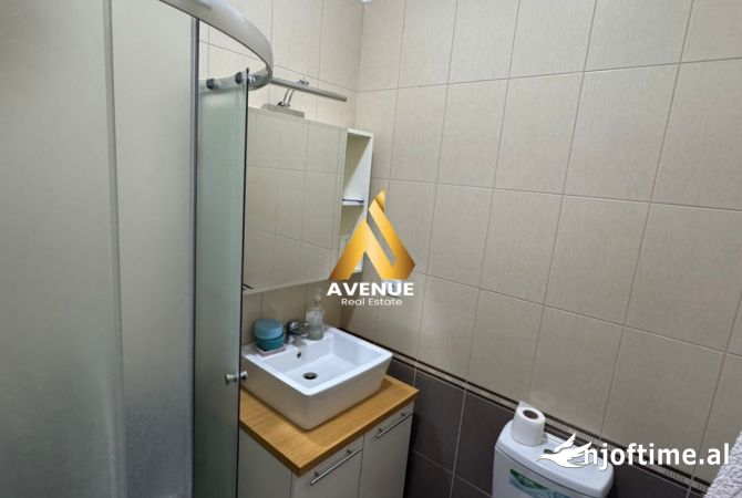 Shtepi ne shitje Apartament ne Tirane, 3+1, Mobilimi E mobiluar, Pagesa 186,000  Euro.