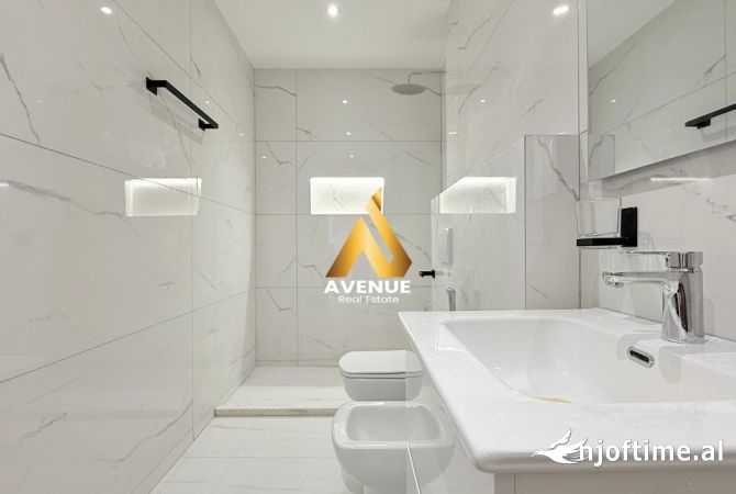 AMBIENT BIZNESI PREMIUM ME QIRA RRUGA E ELBASANIT, PRANE AMBASADES  AMERIKANE