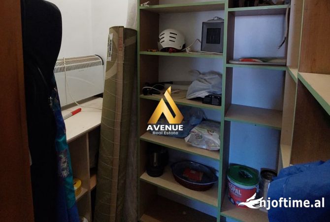 Shtepi me qera Apartament ne Tirane, 3+1, Mobilimi E mobiluar, Pagesa 1,100  Euro.