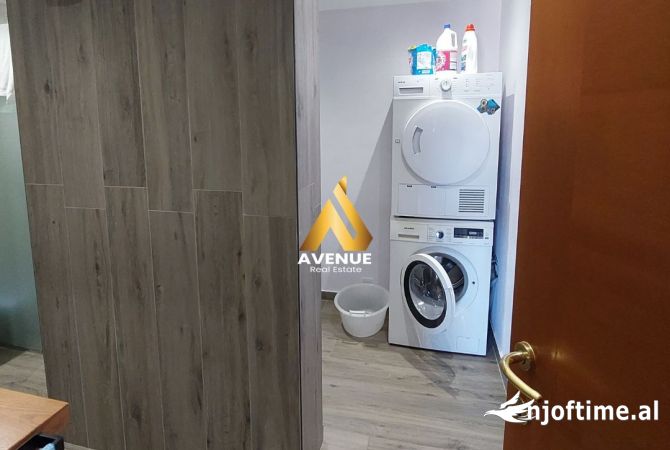 Shtepi me qera Apartament ne Tirane, 3+1, Mobilimi E mobiluar, Pagesa 1,100  Euro.