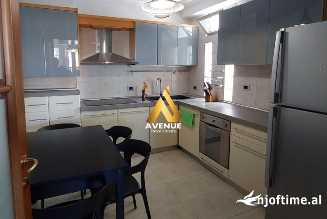 Shtepi me qera Apartament ne Tirane, 3+1, Mobilimi E mobiluar, Pagesa 1,100  Euro.