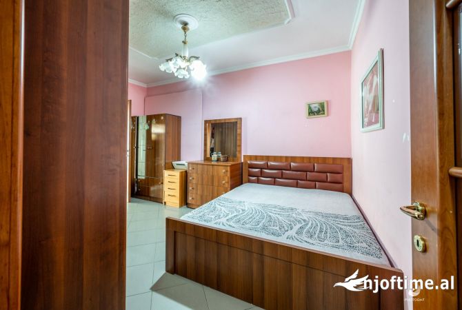 Shtepi me qera 1+1 ne Tirane - 40,000 Leke