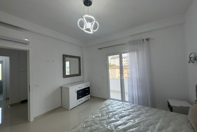 Shtepi me qera Shtepi Private ne Tirane, 2+1, Mobilimi E mobiluar, Pagesa 550  Euro.