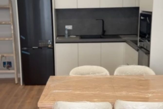 Shtepi ne shitje 1+1 ne Tirane - 90,000 Euro
