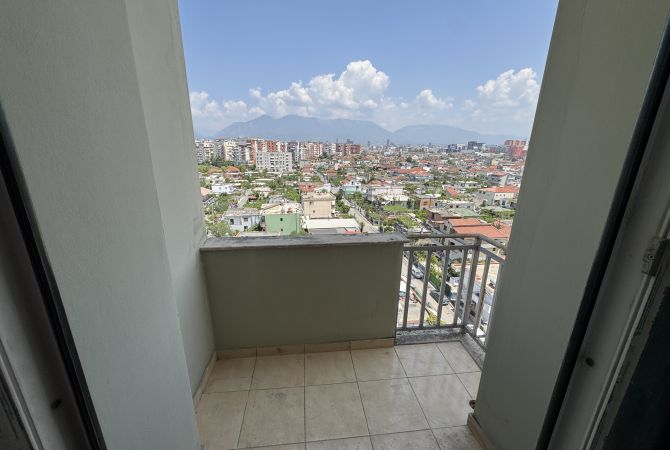 Shtepi ne shitje Apartament ne Tirane, 1+1, Mobilimi Bosh, pa mobiluar, Pagesa 88,000  Euro.