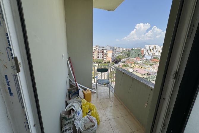 Shtepi ne shitje Apartament ne Tirane, 1+1, Mobilimi Bosh, pa mobiluar, Pagesa 87,000  Euro.