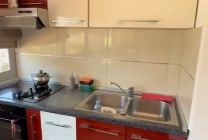 Shtepi ne shitje Apartament ne Tirane, 2+1, Mobilimi E mobiluar, Pagesa 187,300  Euro.