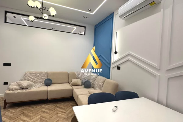 Shtepi me qera 2+1 ne Tirane - 900 Euro