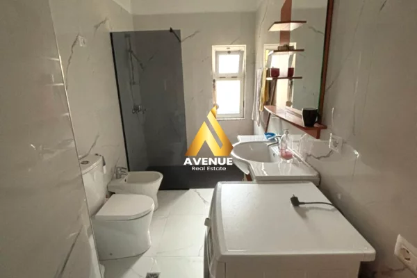 JEPET ME QIRA APARTAMENT 2+1 NE BLLOK, RRUGA NIKOLLA TUPE  