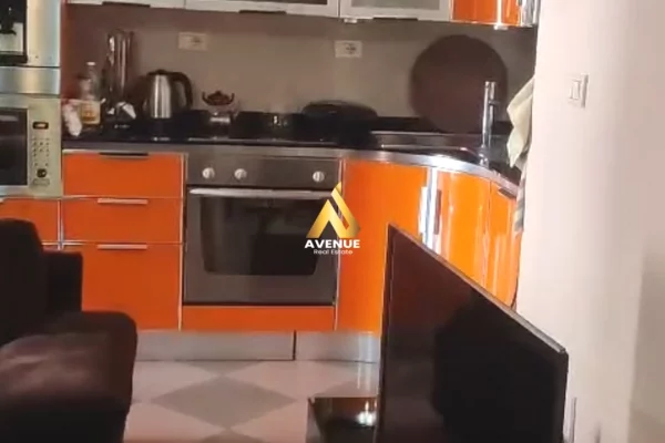 Business Property for Rent 1+1 in Tirana - 780 Euro