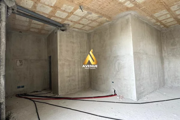 Ambient biznesi ne shitje 1+1 ne Tirane - 225,000 Euro