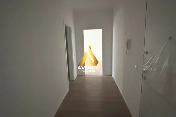 Shtepi ne shitje Apartament ne Tirane, 2+1, Mobilimi Bosh, pa mobiluar, Pagesa 106,000  Euro.