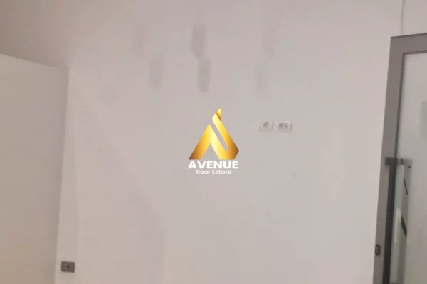 Ambient biznesi me qera 1+1 ne Tirane - 300 Euro