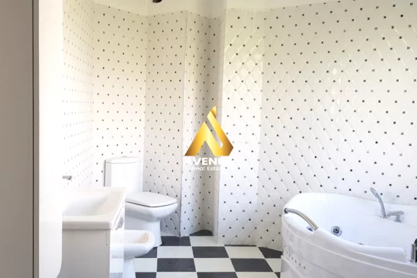 Shtepi ne shitje 3+1 ne Tirane - 350,000 Euro