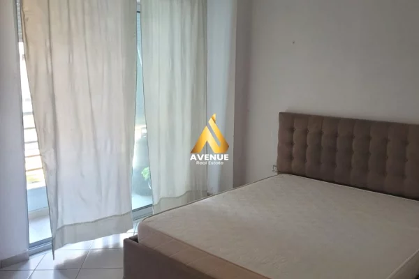 Shtepi ne shitje Apartament ne Tirane, 1+1, Mobilimi Bosh, pa mobiluar, Pagesa 167,000  Euro.