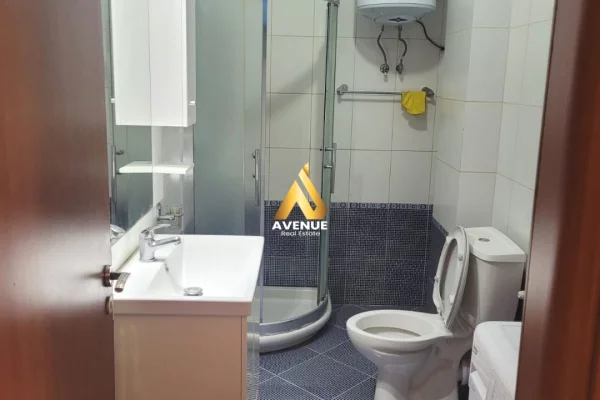 Shtepi ne shitje Apartament ne Tirane, 1+1, Mobilimi Bosh, pa mobiluar, Pagesa 167,000  Euro.