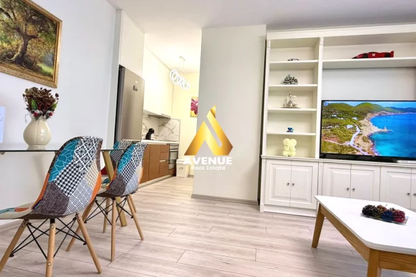 Shtepi me qera Apartament ne Tirane, 1+1, Mobilimi E mobiluar, Pagesa 900  Euro.
