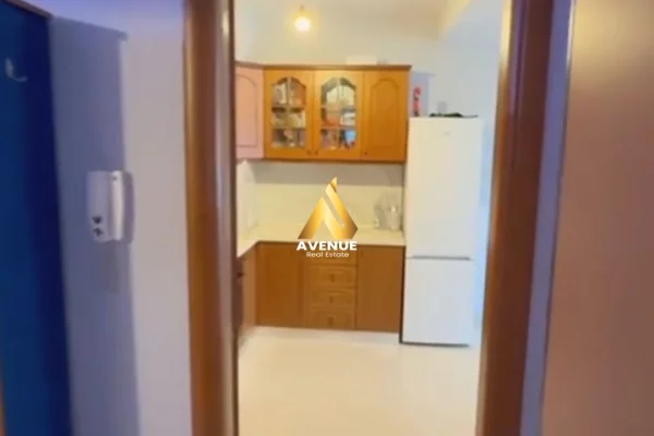 Shtepi me qera 2+1 ne Tirane - 70,000 Leke