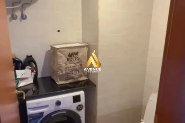 Shtepi me qera Apartament ne Tirane, 2+1, Mobilimi E mobiluar, Pagesa 70,000  Leke.