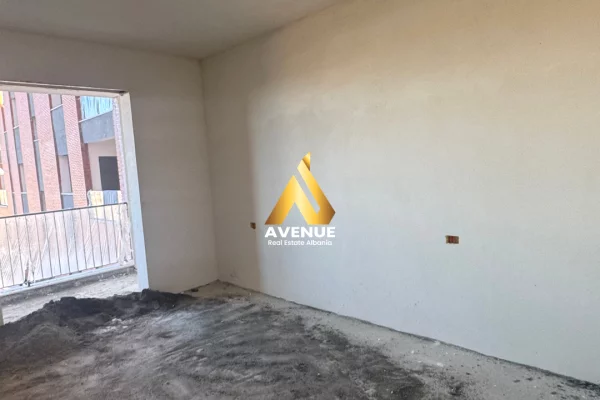 Appartamento in vendita a Tirana 2+1, Vuoto