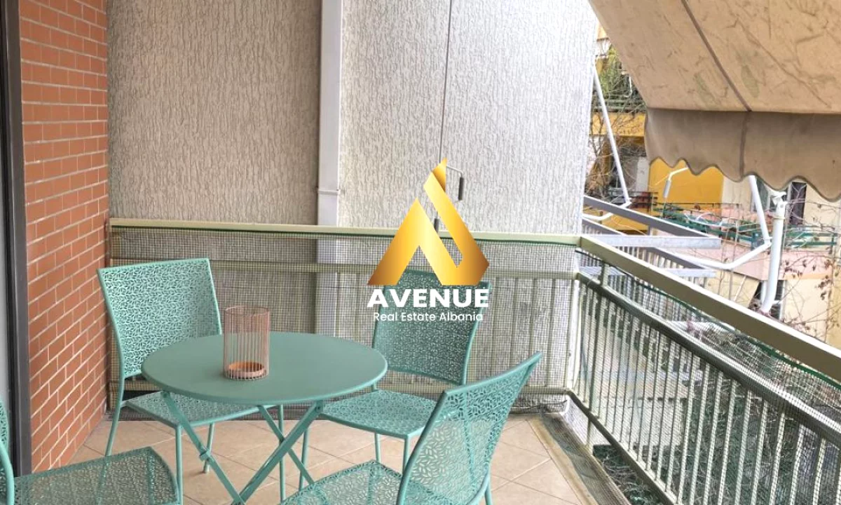 Appartamento in affitto a Tirana 2+1, Arredato