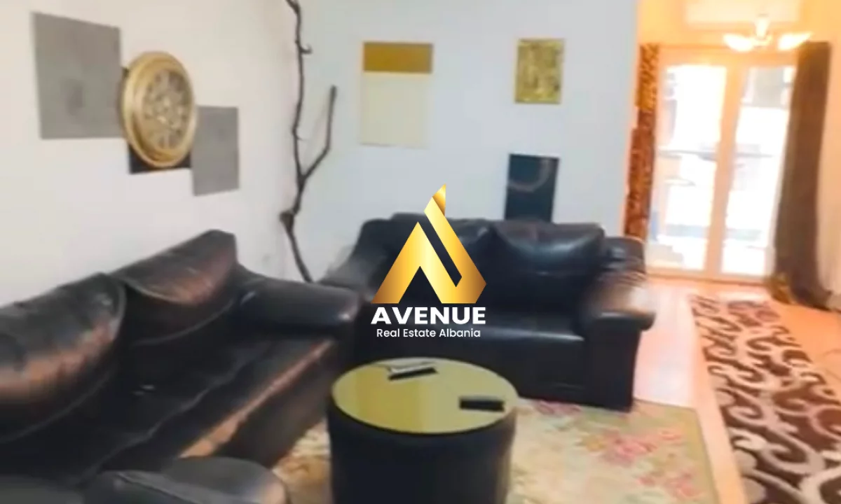 Appartamento in affitto a Tirana 2+1, Arredato