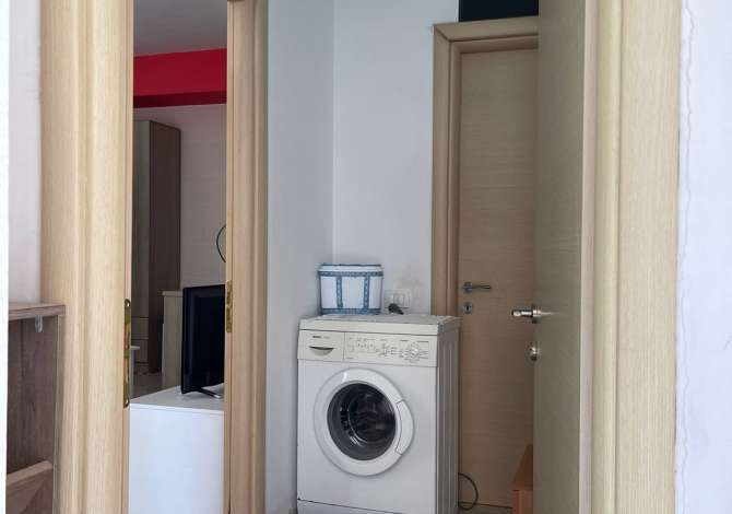 Shtepi ne shitje Apartament ne Tirane, Garsoniere, Mobilimi E mobiluar, Pagesa 4,800,000  Leke.