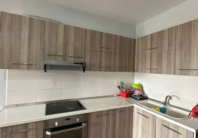 Shtepi me qera 2+1 ne Tirane - 40,000 Leke