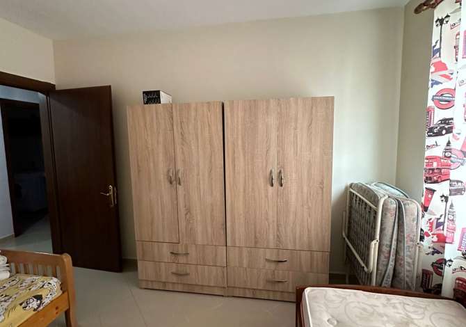 Shtepi me qera Apartament ne Tirane, 2+1, Mobilimi E mobiluar, Pagesa 40,000  Leke.