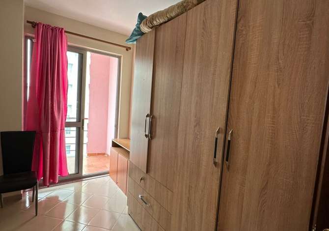 Shtepi me qera Apartament ne Tirane, 2+1, Mobilimi E mobiluar, Pagesa 40,000  Leke.