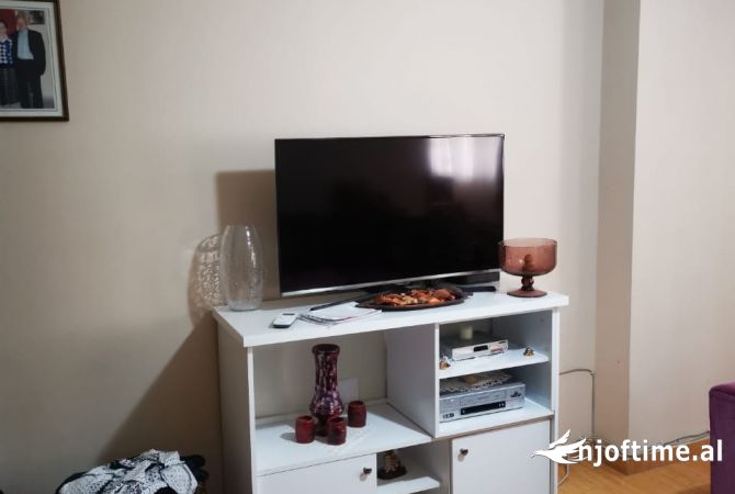 Shtepi me qera Apartament ne Tirane, 2+1, Mobilimi E mobiluar, Pagesa 35,000  Leke.