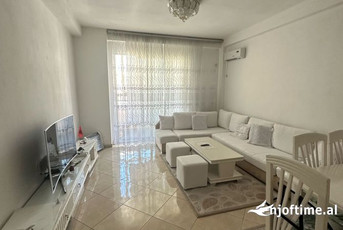 Shtepi me qera 2+1 ne Tirane - 55,000 Leke