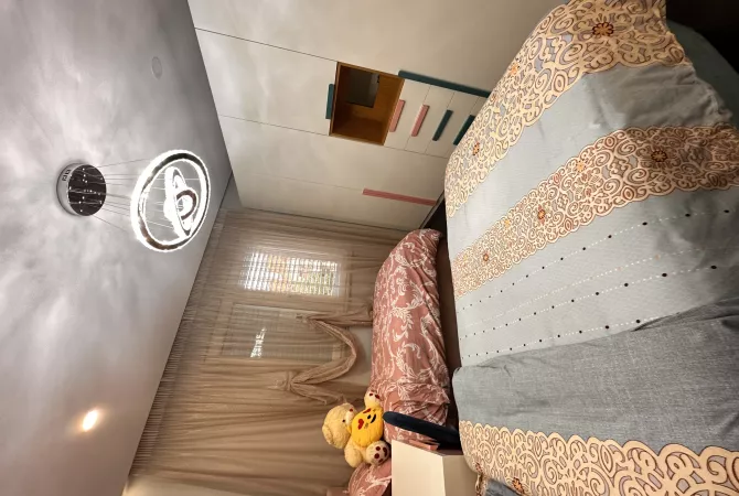 Shtepi ne shitje Apartament ne Tirane, 2+1, Mobilimi E mobiluar, Pagesa 140,000  Euro.