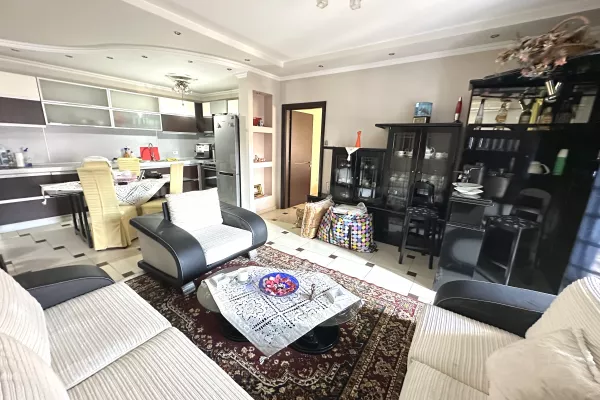 Casa in affitto 3+1 a Tirana - 600 Euro