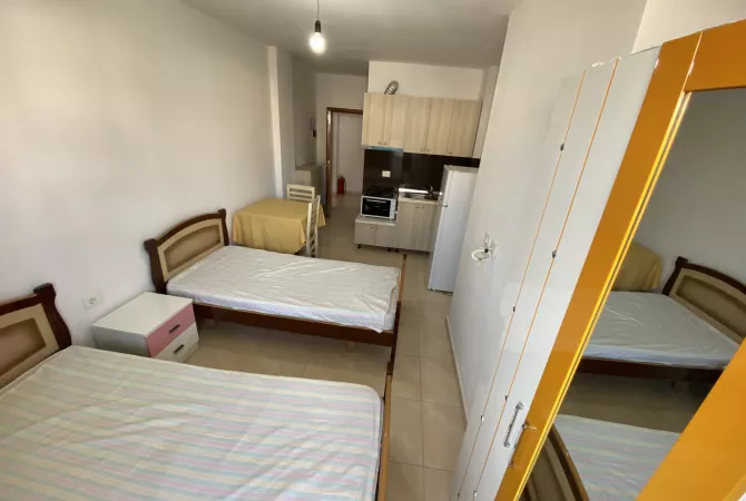 Shtepi me qera Garsoniere ne Tirane - 240 Euro