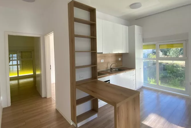 Shtepi me qera 2+1 ne Tirane - 45,000 Leke