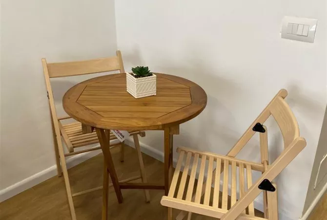 Shtepi me qera Garsoniere ne Tirane - 300 Euro