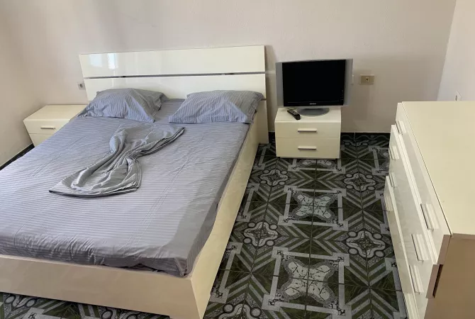 Shtepi me qera 1+1 ne Tirane - 400 Euro