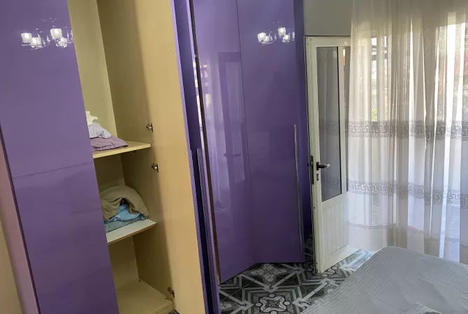 Shtepi me qera 1+1 ne Tirane - 400 Euro