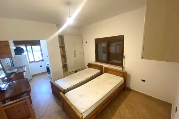 Shtepi me qera Garsoniere ne Tirane - 250 Euro