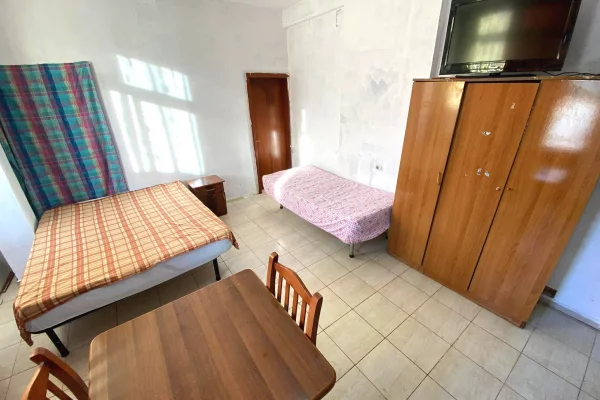 Shtepi me qera Garsoniere ne Tirane - 240 Euro